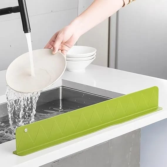 Silicone Sink Splash Guard With Suction _No more wet [FREE SHIPPING]